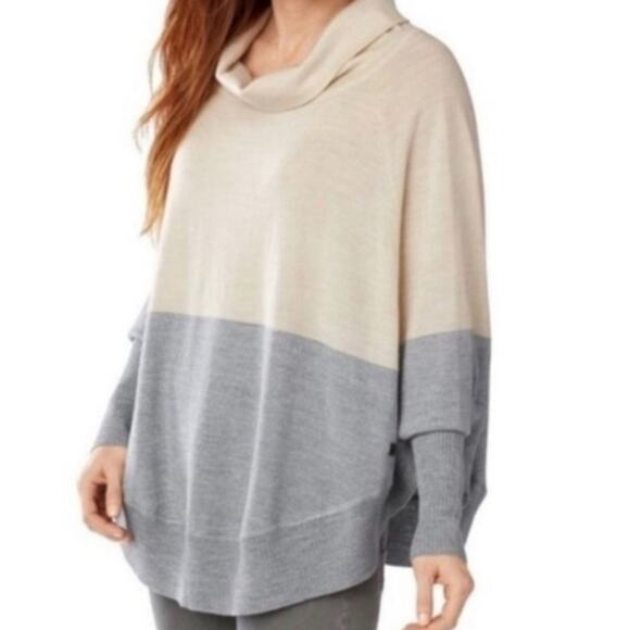 SmartWool Women’s Nokoni Dolman Sleeve Style Merino Wool Poncho Sweater Sz S/M - Picture 2 of 9